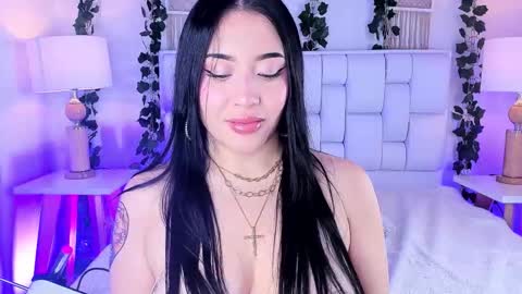 Mia online show from November 29, 12:24 pm