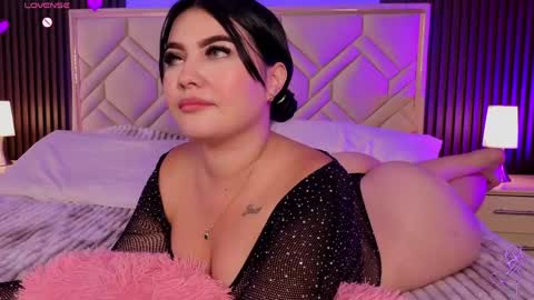 Miaa Farrel online show from April 16, 8:09 pm