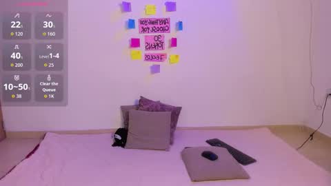 mia red hair molly short hair online show from March 21, 3:12 am