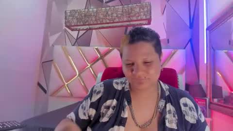   online show from March 8, 6:26 pm