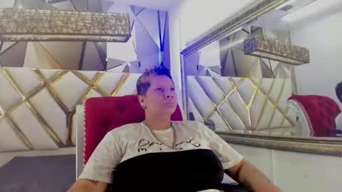   online show from March 6, 8:59 pm