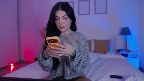 miacute4u online show from April 9, 5:51 pm