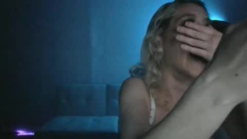 miaellababy online show from February 7, 3:09 am