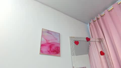 miajhonsonx online show from June 3, 2:20 pm