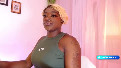 Mia online show from January 16, 10:32 am