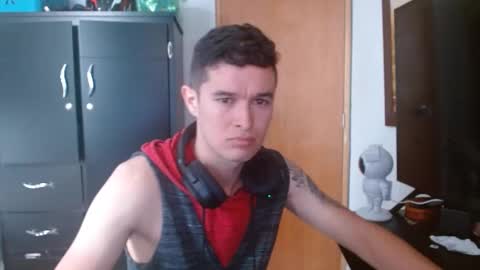 miaou_miaou online show from February 9, 6:05 pm