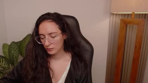 MIAPORTMANN online show from February 16, 10:24 am