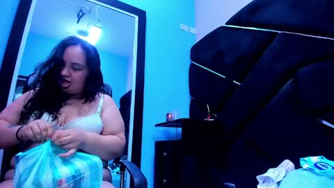 MiaRouse online show from May 5, 2:51 am