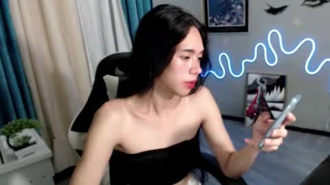 Mia online show from January 28, 10:01 pm