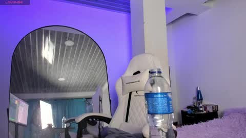 Mia Villalobos online show from April 22, 11:12 pm