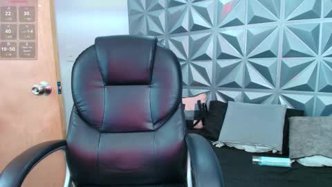 Ma Whithe online show from March 5, 2:20 am