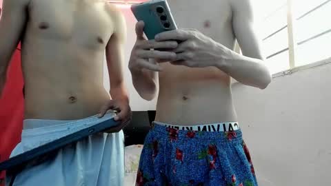 michael_david0528 online show from March 2, 5:41 pm