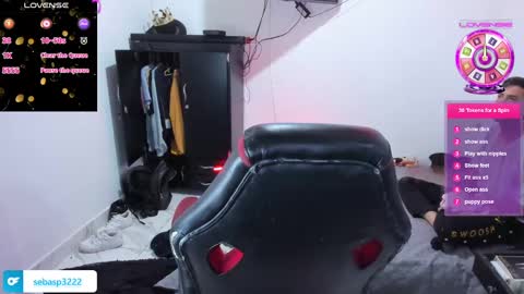 michael independent model  online show from February 15, 2:04 am