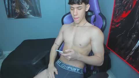 Michael online show from October 24, 4:13 am