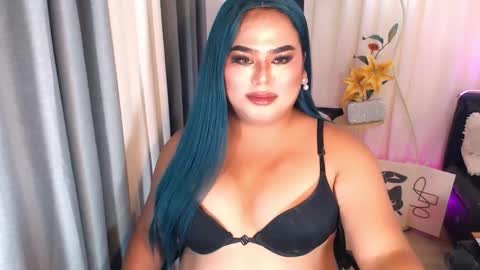 michaelagoddess online show from March 19, 6:46 pm