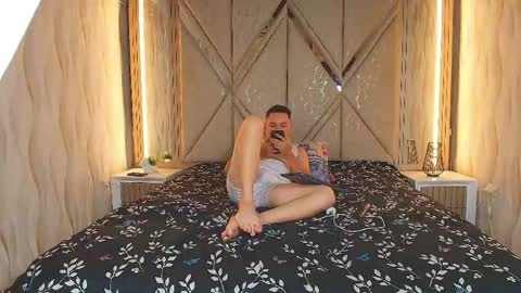 Michaell online show from June 4, 12:49 am