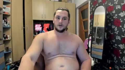michaelragnar90 online show from July 22, 12:40 pm