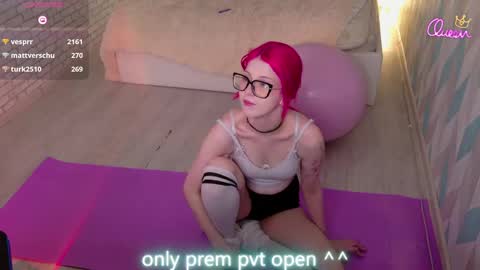 Michele online show from April 7, 2:08 pm