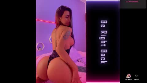 Snapshot of michelle_madson_ chatting on October 28, 12:39 pm michelle_madson_ online show from October 28, 12:39 pm