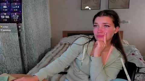 Michelle online show from October 19, 4:22 pm
