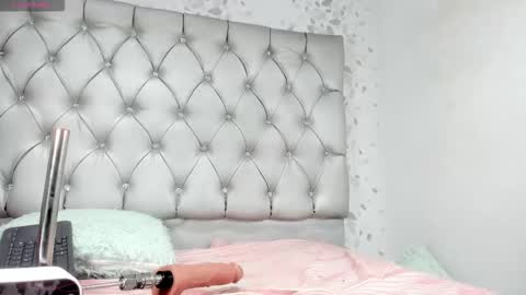 michelle perla online show from November 8, 8:34 pm