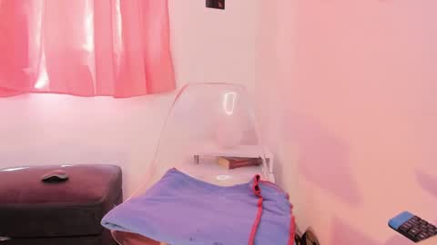 Snapshot of michelle_se chatting on March 11, 3:12 pm Michelle online show from March 11, 3:12 pm