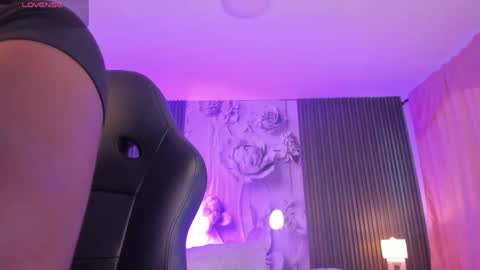 michellepreston_ online show from May 28, 12:03 pm