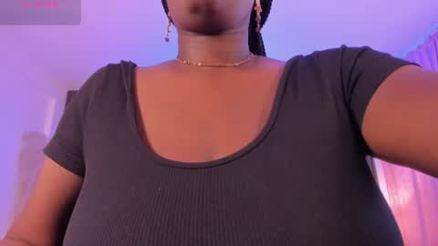 michellepreston_ online show from July 1, 12:03 pm