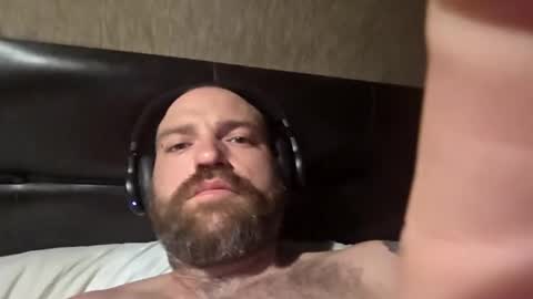 Snapshot of mickeybobby6969 chatting on October 29, 9:11 am mickeybobby6969 online show from October 29, 9:11 am