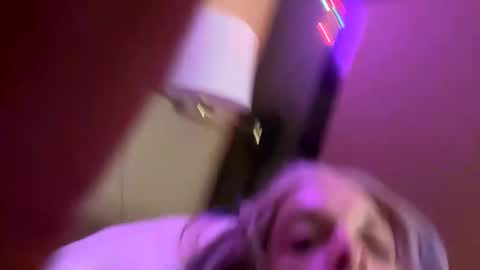 mickisofine online show from December 10, 4:38 pm