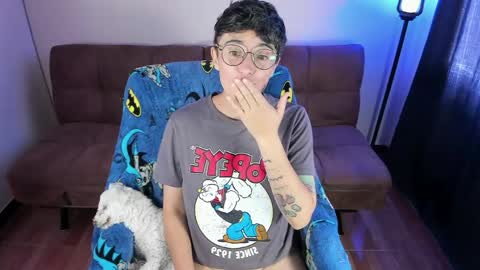 Blue online show from June 4, 3:29 pm