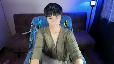 Blue online show from November 7, 5:15 pm