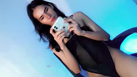 midnight_mystique18 online show from February 26, 10:46 pm