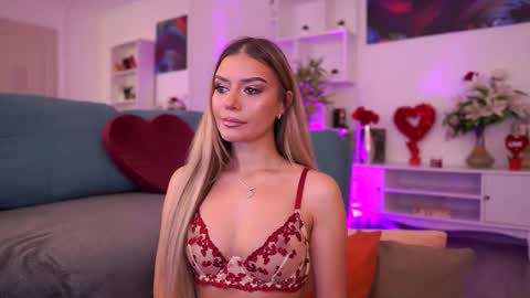 Alice online show from February 21, 7:17 pm