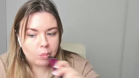 Mariana online show from November 14, 12:40 pm