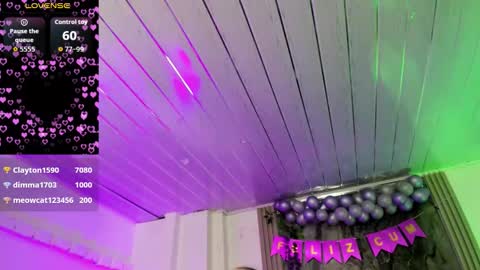 midory_ online show from December 5, 5:06 am