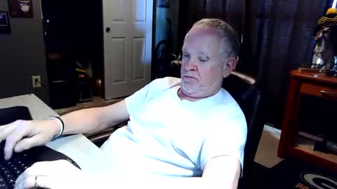 midwestdad09 online show from March 17, 6:35 pm