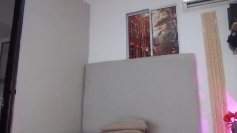 miel online show from April 6, 12:39 pm