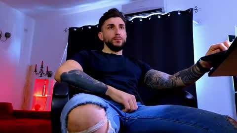 MightyAaron online show from February 23, 7:54 am