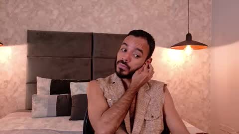 miguelsanfrancisco online show from March 20, 6:46 pm