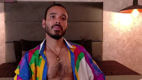 miguelsanfrancisco online show from April 20, 6:33 pm