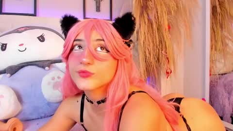 Snapshot of miia__baker chatting on February 16, 12:54 pm   online show from February 16, 12:54 pm