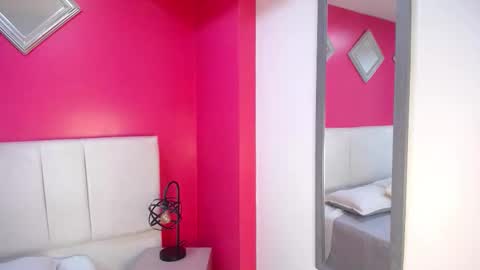 Miia colliins   online show from October 8, 1:06 pm