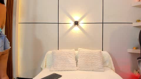    online show from April 9, 1:06 pm