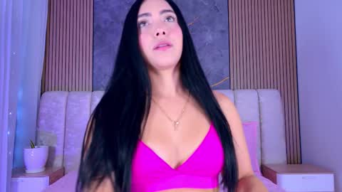 miia scoott  online show from March 19, 12:10 pm