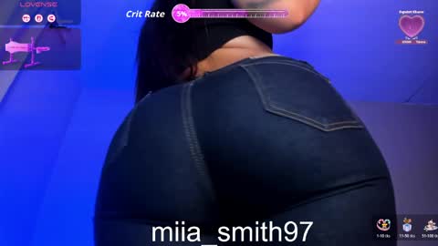 mia online show from March 31, 9:37 pm