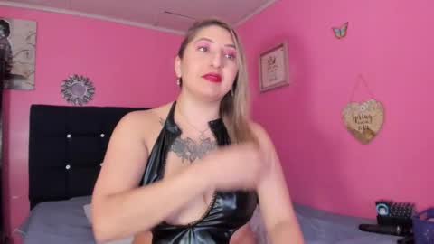 Sarah online show from March 28, 5:58 pm