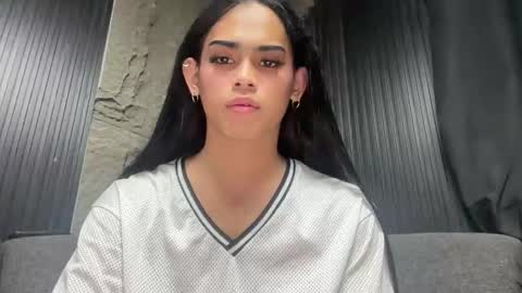 mika_pedersen online show from September 12, 5:15 pm