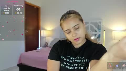 Mikaela blondie bigass online show from March 3, 11:17 am