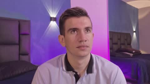 mikael online show from March 4, 4:09 am